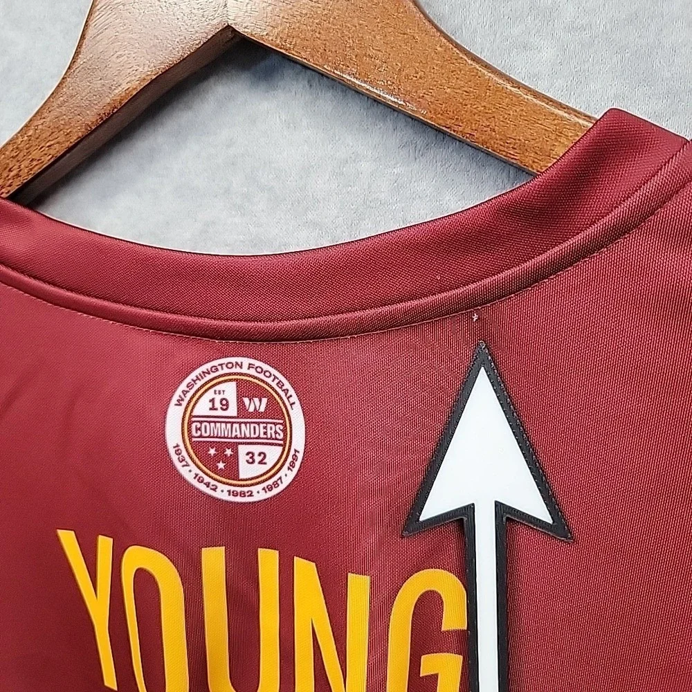 Washington Commanders Jersey Mens XL NFL Football Chase Young 99 Nike DriFit NWT